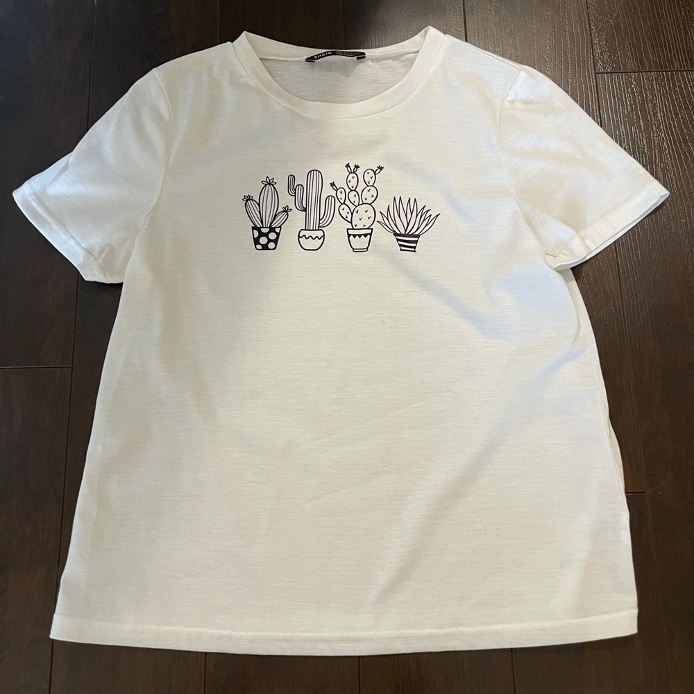 Cute white tee